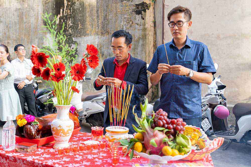 khai truong goup q11 01